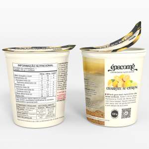 Embalagem de Charlotte au Citron Épacomê: pavê nutritivo francês de limão siciliano, adoçado com tâmara e base de coalhada. Um pote fechado, um com a tampa entreaberta, mostrando a tabela nutricional de 92 kcal e textura cremoso.